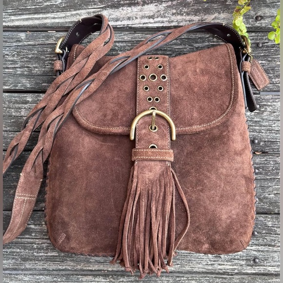 Vintage/Rare Coach Suede Tassel Shoulder Bag
Limited Edition Collectable
#5484 - Picture 6 of 11